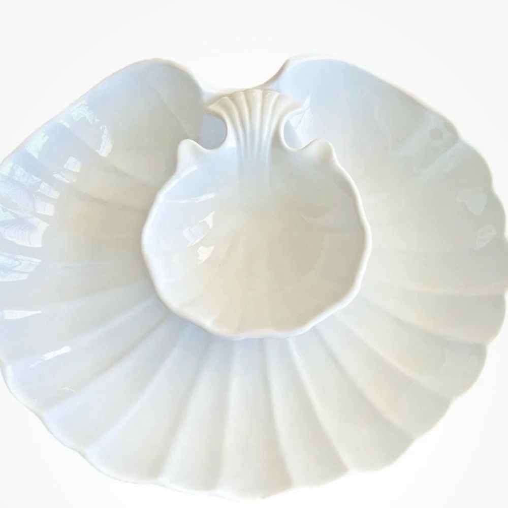 Ceramic White Shell-Shaped Serving Dish with Bowl